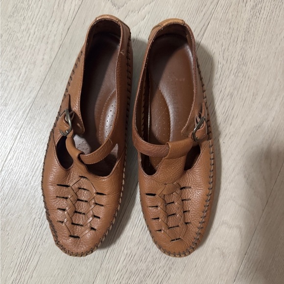 Naturalizer Brown Leather T Strap Mary Jane Flats Size 7 - Picture 4 of 6